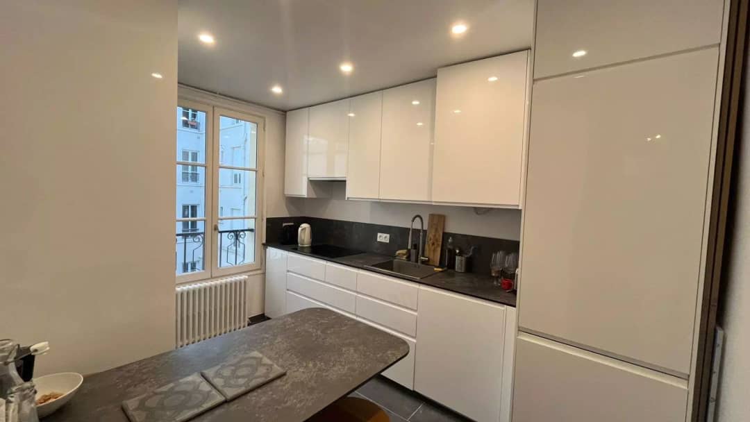Sublet at 11bis Rue de Surène, Paris – photo 1