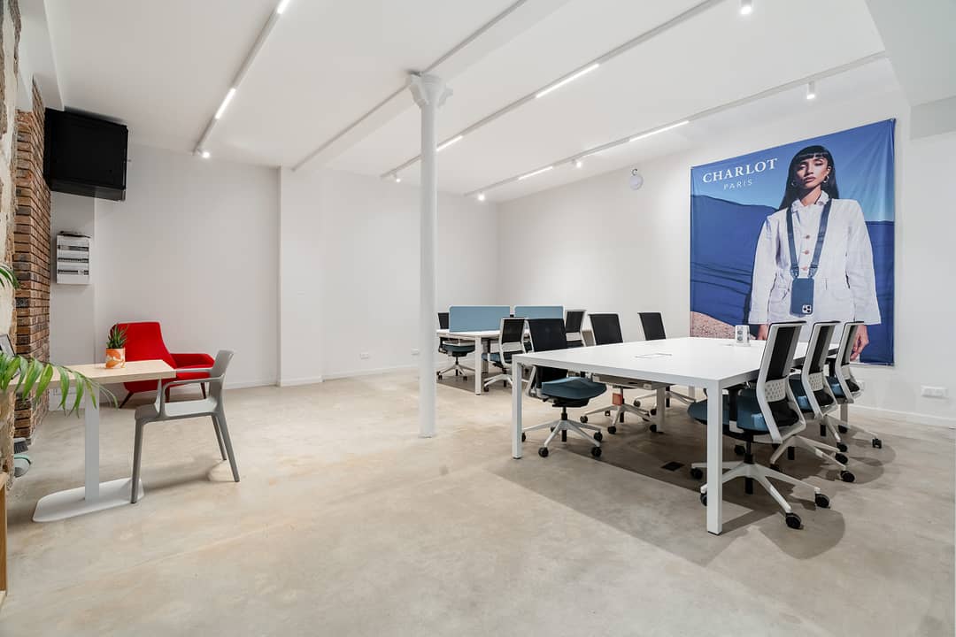 Bureau opéré 66 Rue Saint-Antoine, Paris – photo 2