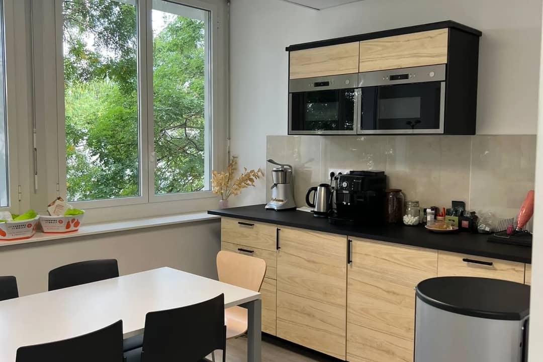 Bureau opéré 16 Rue Léon Paulet, Marseille – photo 2