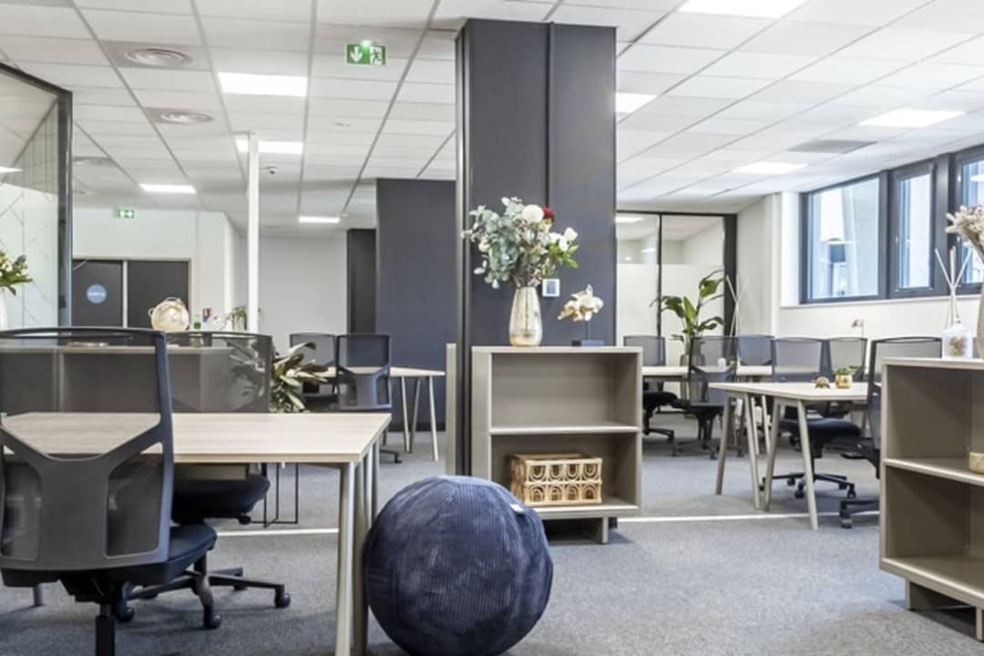 Coworking space at 35 Rue du Château d'Orgemont, Angers – photo 2