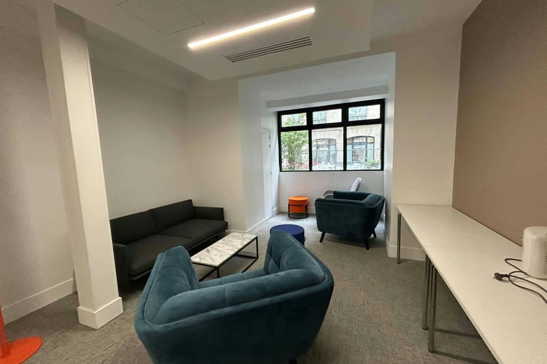 Bureau opéré 22 Rue Chauchat, Paris – photo 1