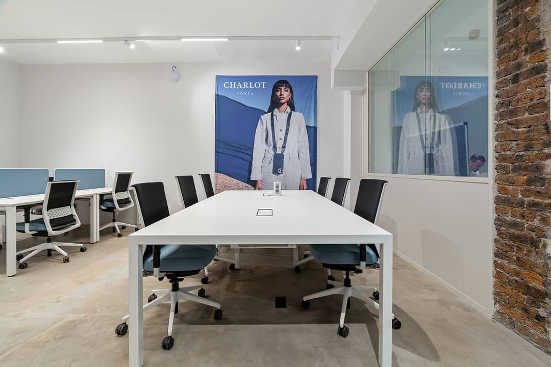 Bureau opéré 66 Rue Saint-Antoine, Paris – photo 4
