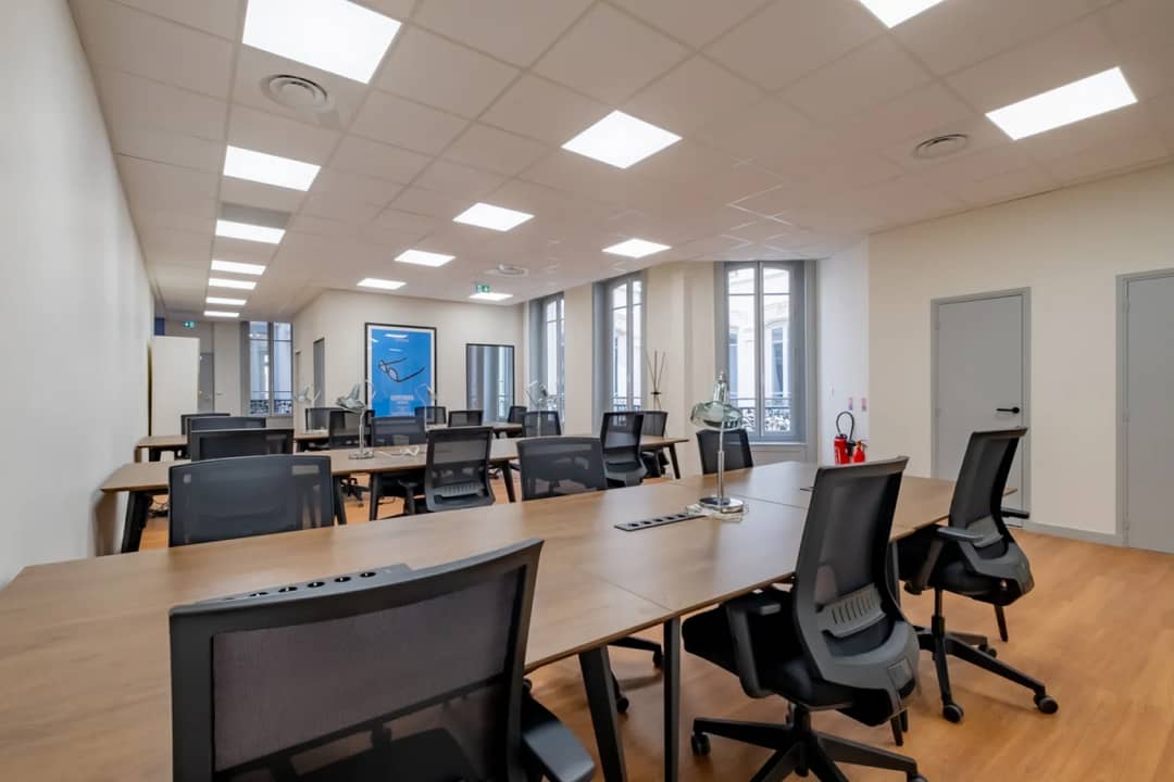 Bureau opéré 2 Place de la Bourse, Lyon