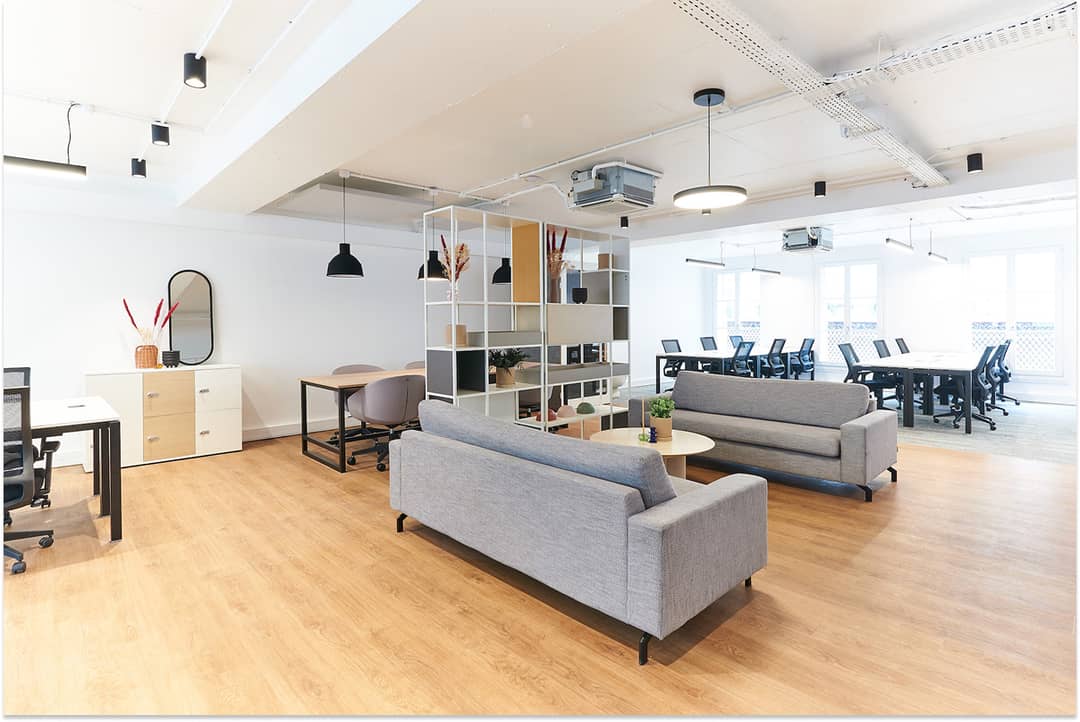 Bureau opéré 18 Rue d'Hauteville, Paris