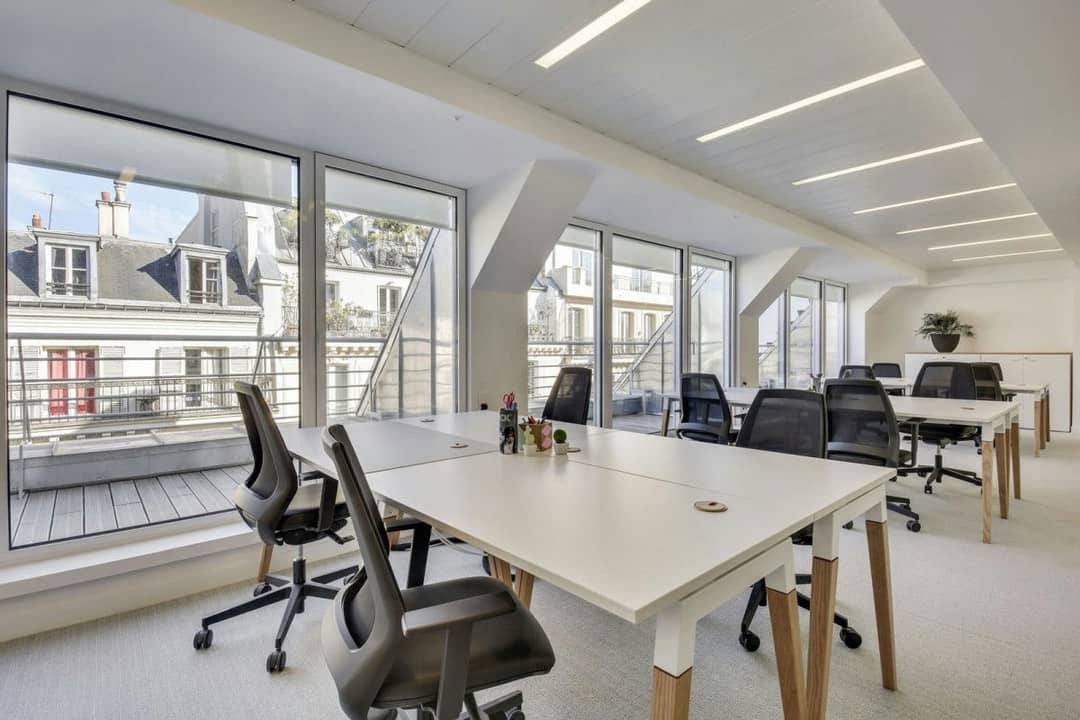 Coworking space at 16 rue Washington, Paris – photo 1