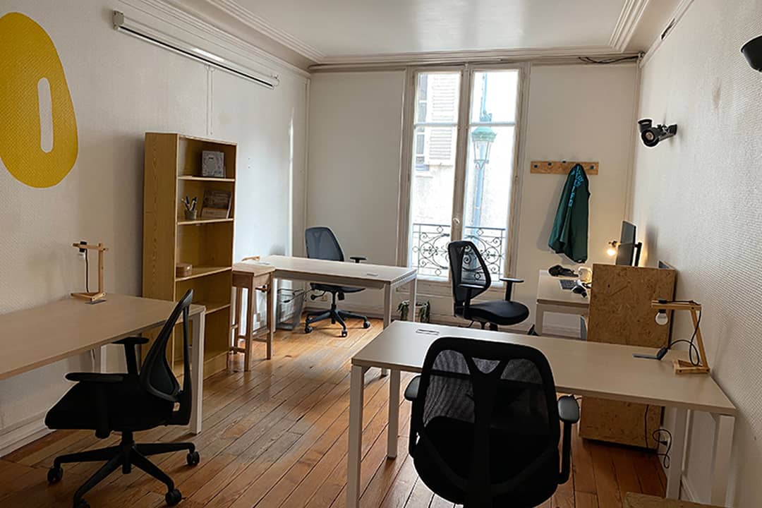 Coworking space at 4 Bis Rue Croix de Malte, Orléans