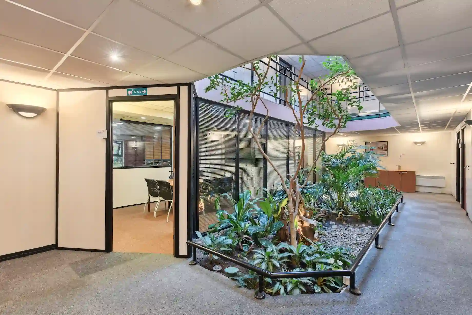 Coworking space at 75 Avenue Parmentier, Paris