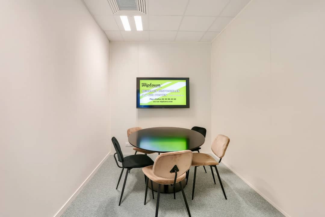 Bureau opéré 1179 Avenue des Champs Blancs, Cesson-Sévigné – photo 4