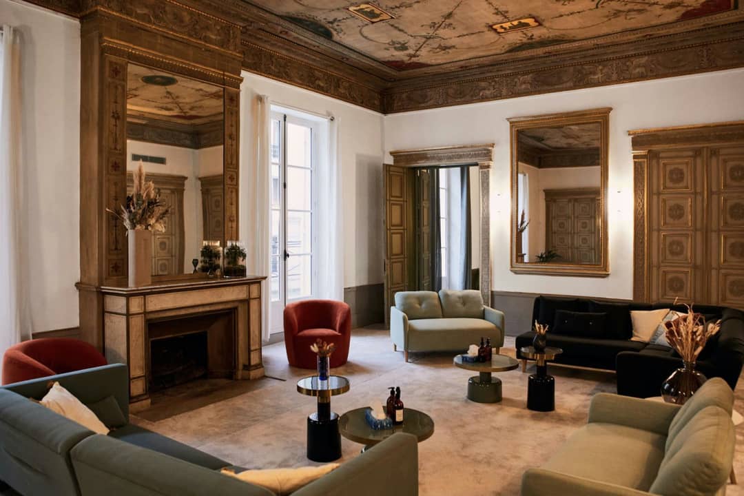 Coworking space at 37 Rue de Bellefond, Paris