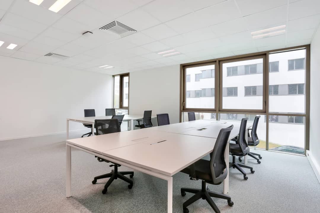 Bureau opéré 1179 Avenue des Champs Blancs, Cesson-Sévigné – photo 1