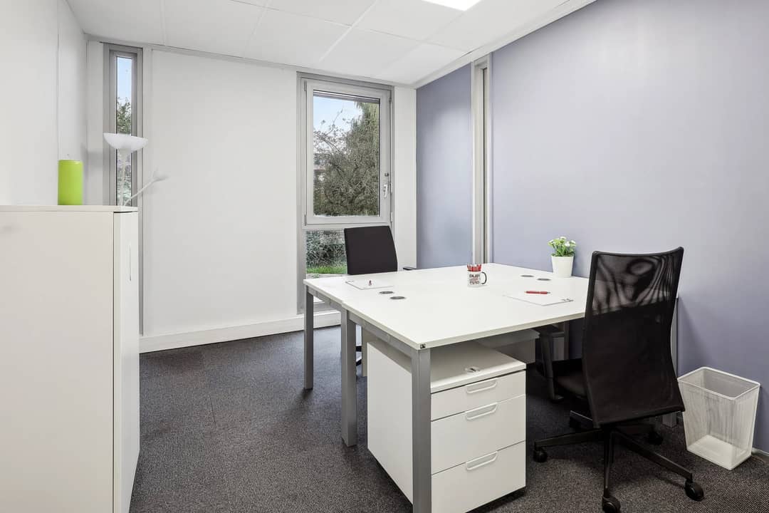 Coworking space at 8 Rue des Frères Caudron, Vélizy-Villacoublay – photo 5