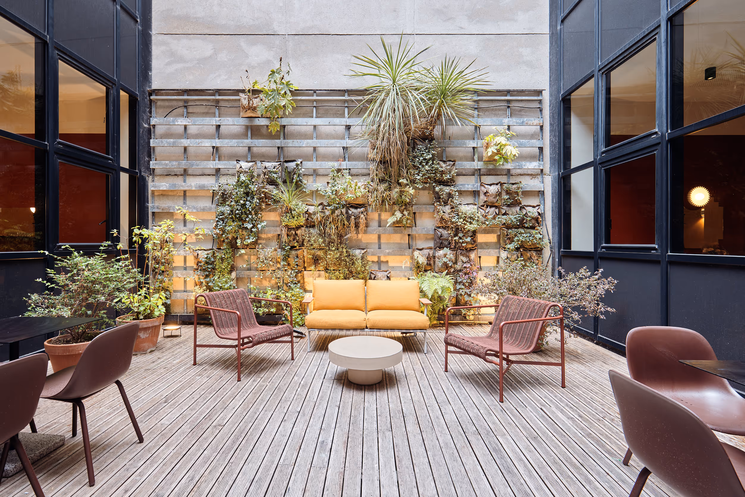 Coworking space at 2 Rue de Laborde, Paris