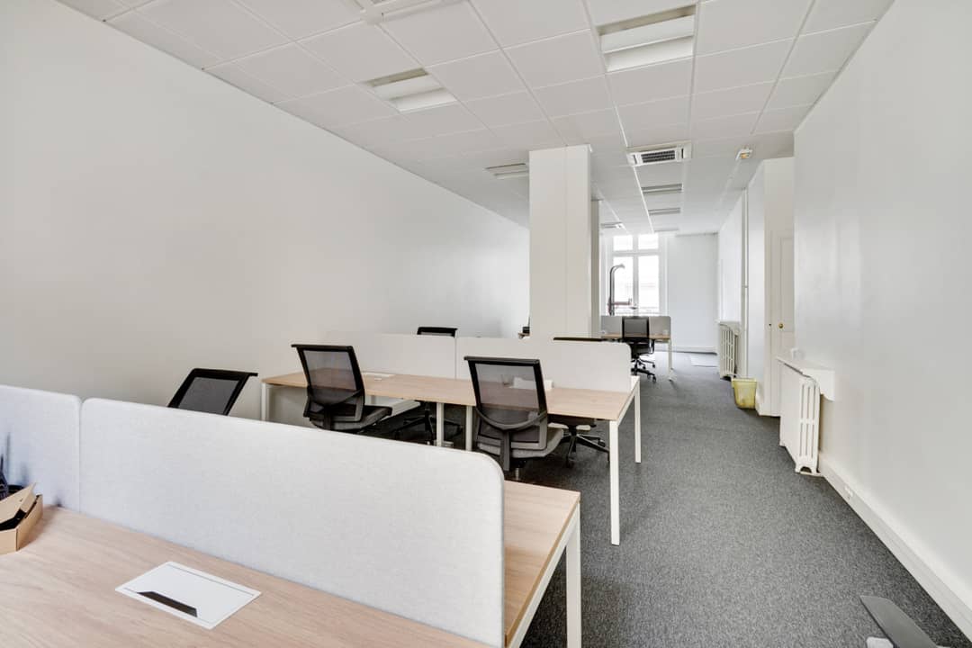 Bureau opéré 4 Rue de Berri, Paris – photo 1