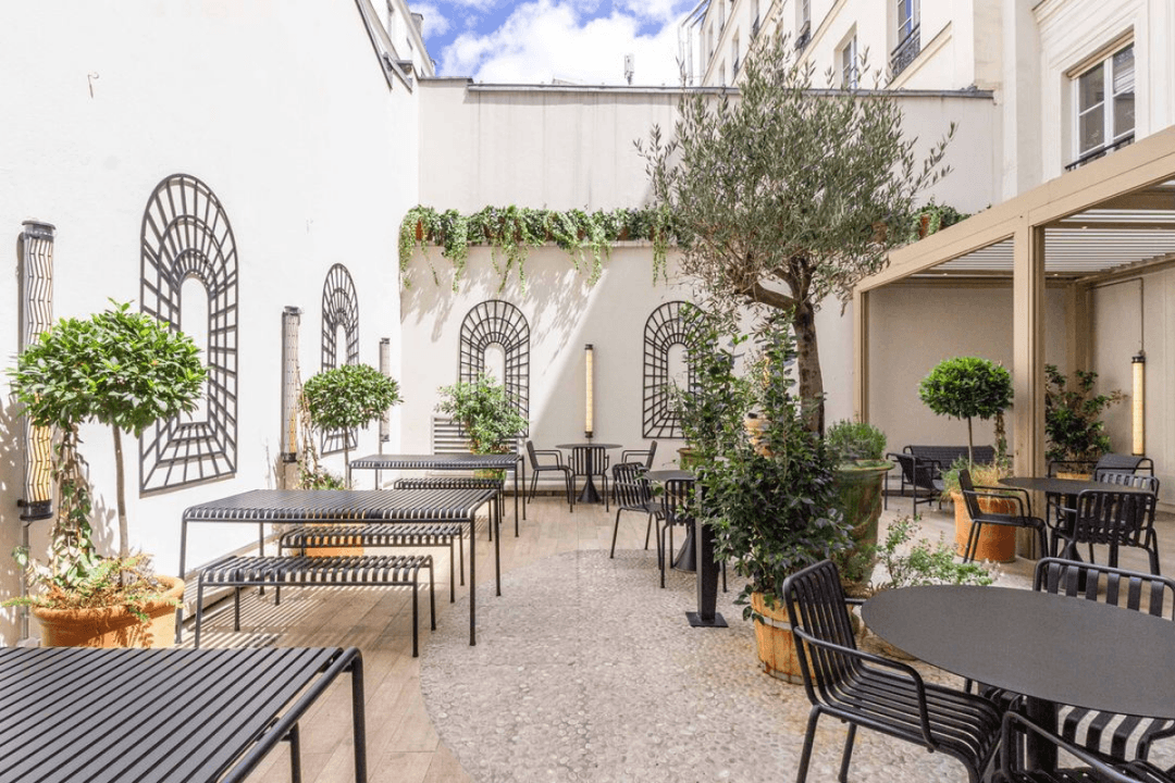 Coworking space at 50 Rue Taitbout, Paris