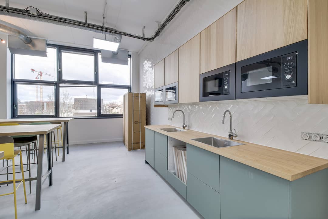 Bureau opéré 82 Rue Villeneuve, Clichy