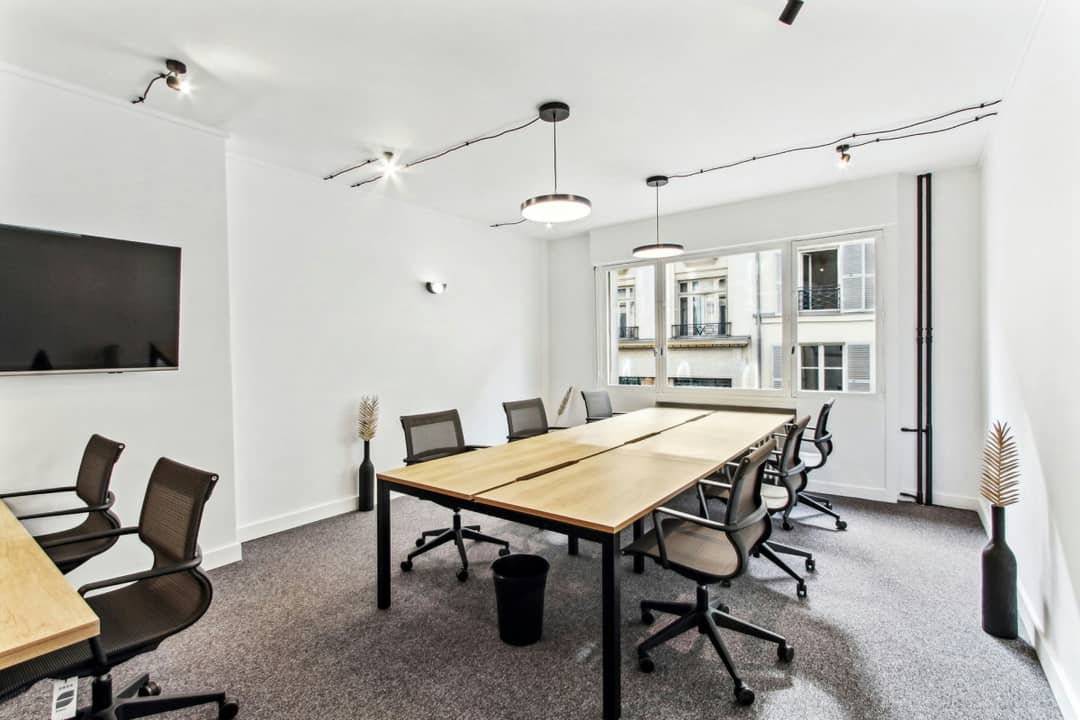 Bureau opéré 10 Rue du Colisée, Paris – photo 5