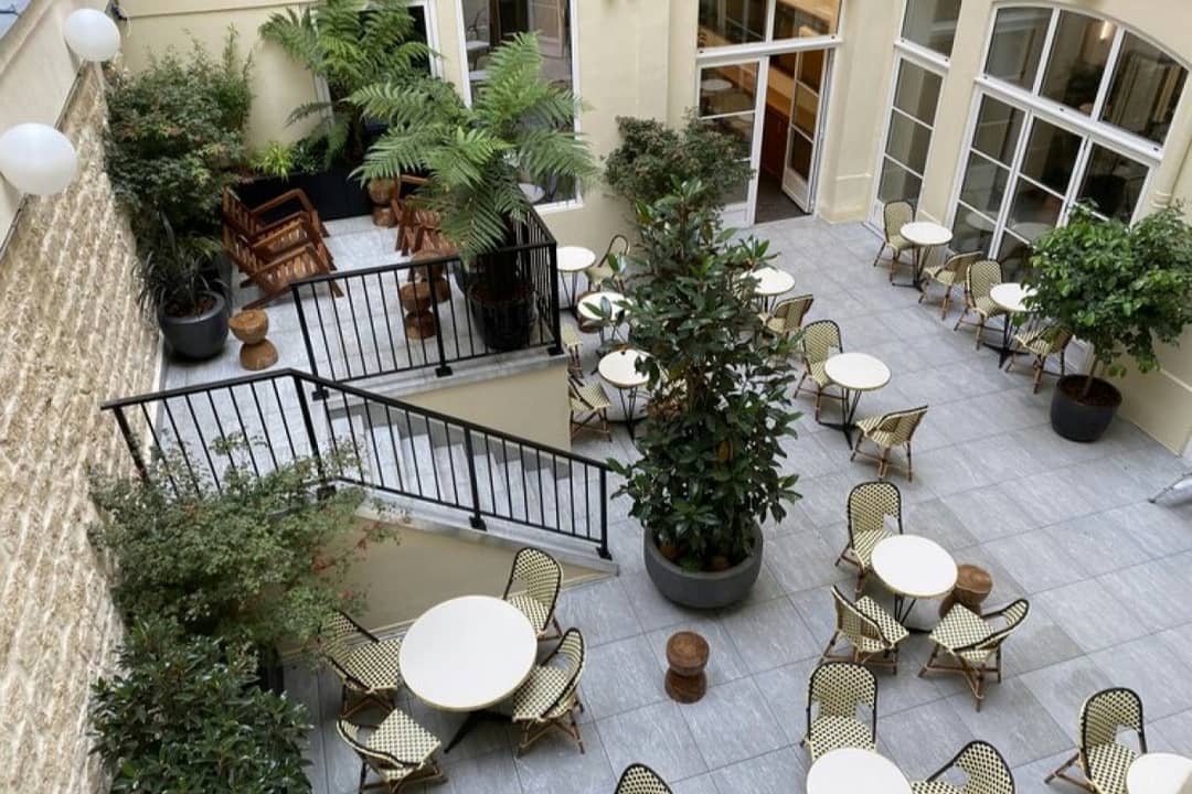 Coworking space at 25 Rue du 4 septembre, Paris